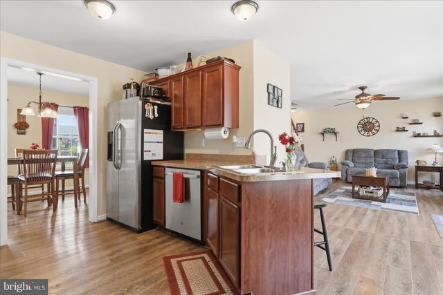 12 STORK LN, Martinsburg, WV 25405