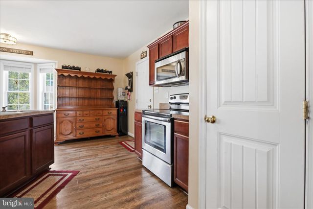 12 STORK LN, Martinsburg, WV 25405