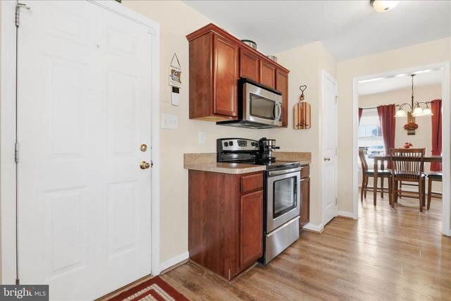 12 STORK LN, Martinsburg, WV 25405