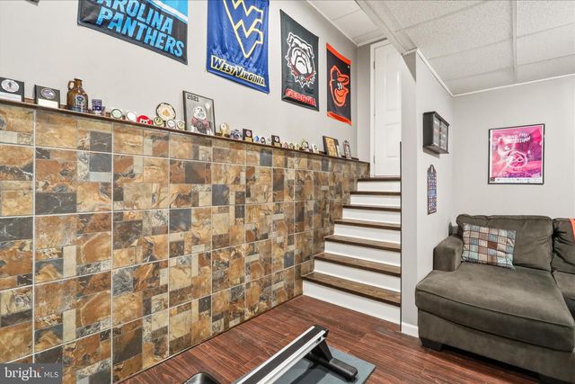 12 STORK LN, Martinsburg, WV 25405