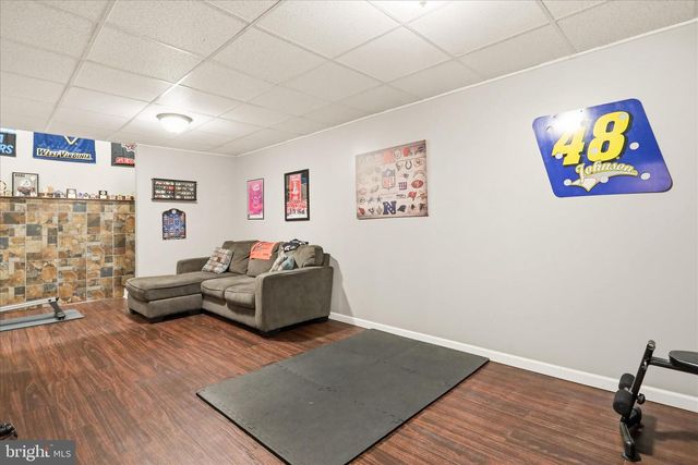 12 STORK LN, Martinsburg, WV 25405