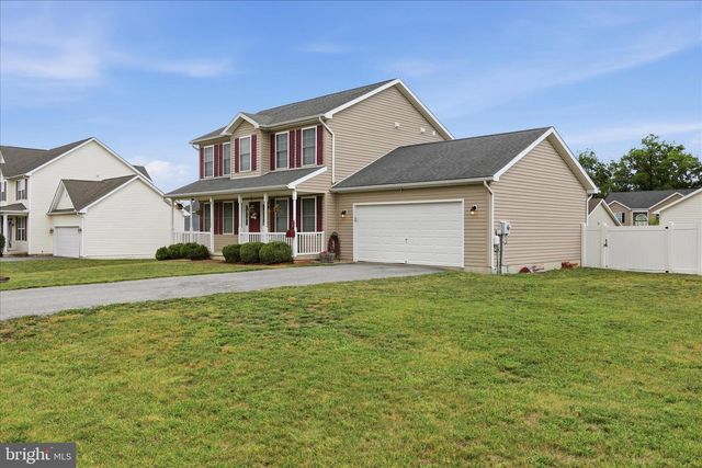 12 STORK LN, Martinsburg, WV 25405