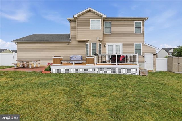 12 STORK LN, Martinsburg, WV 25405