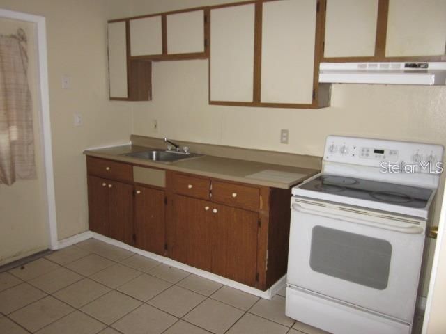 8619 N MULBERRY STREET B, Tampa, FL 33604