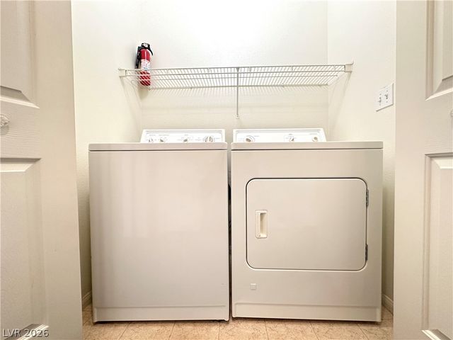 1501 CARDINAL PEAK Lane 202, Las Vegas, NV 89144