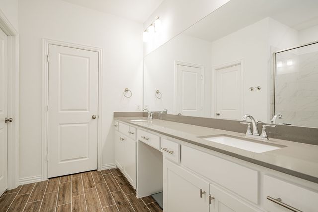 537 Parkside Drive, Argyle, TX 76226