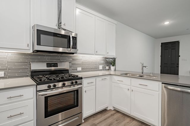 537 Parkside Drive, Argyle, TX 76226