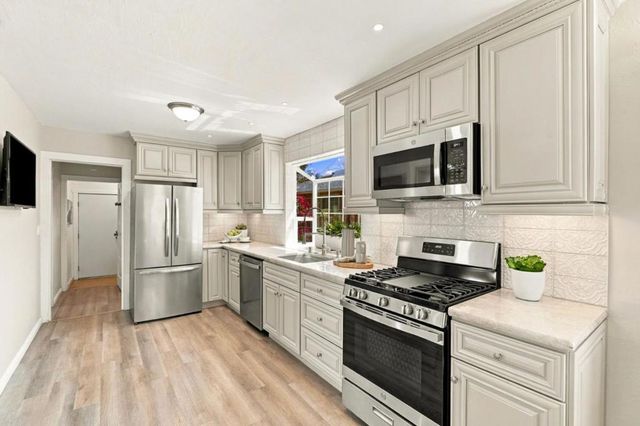 542 N 12th Street, San Jose, CA 95112
