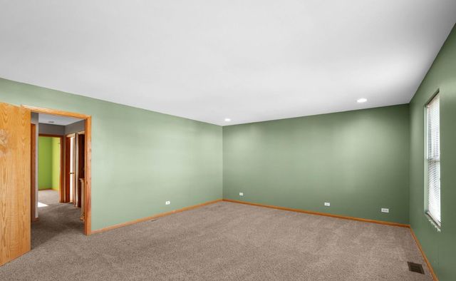 1116 Heron Circle, Joliet, IL 60431