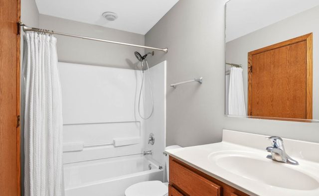 1116 Heron Circle, Joliet, IL 60431