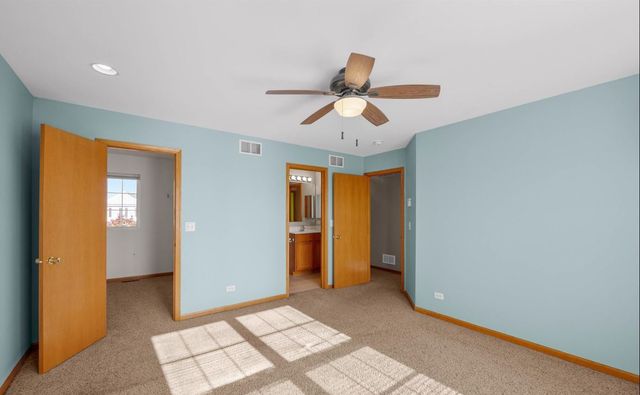 1116 Heron Circle, Joliet, IL 60431