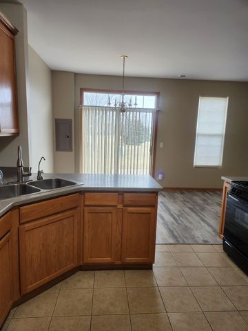 1116 Heron Circle, Joliet, IL 60431