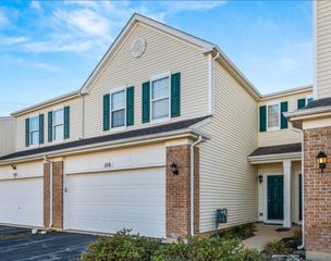 1116 Heron Circle, Joliet, IL 60431