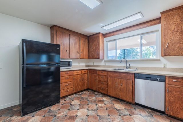2 Portola Avenue, Monterey, CA 93940