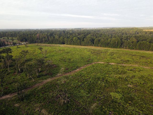 8301 State Highway 7 Highway E, Centerville, TX 75833