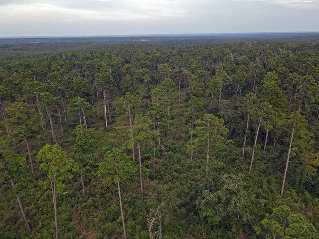 8301 State Highway 7 Highway E, Centerville, TX 75833