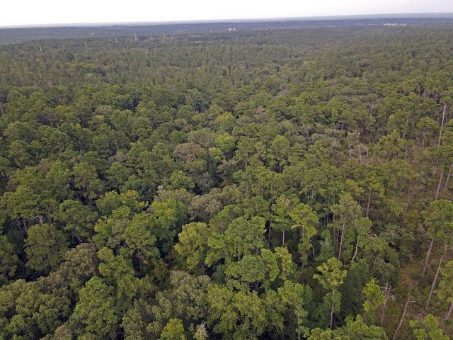 8301 State Highway 7 Highway E, Centerville, TX 75833