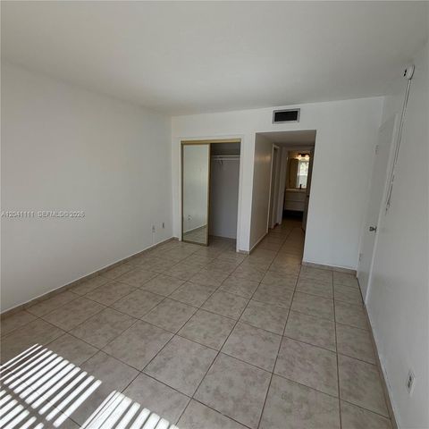 7505 SW 82nd St 206, Miami, FL 33143