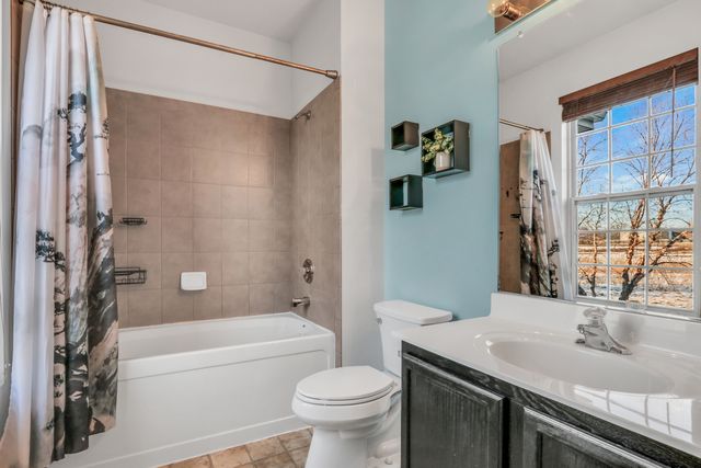 1491 W Sedgewood Court, Round Lake, IL 60073