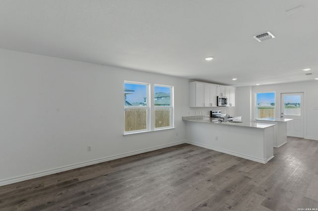 503 RAVEN ROW, Marion, TX 78124