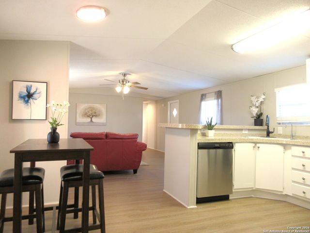 178 Hickory Hill, La Vernia, TX 78121