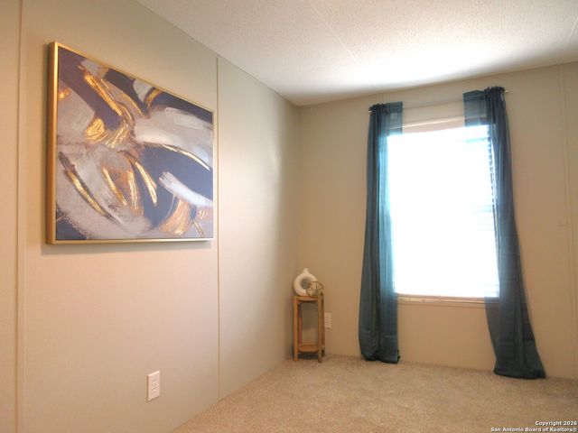 178 Hickory Hill, La Vernia, TX 78121