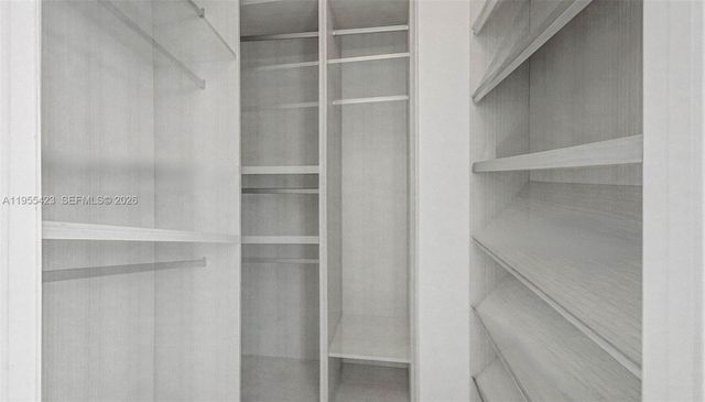 17475 Collins Ave 904, Miami Beach, FL 33160