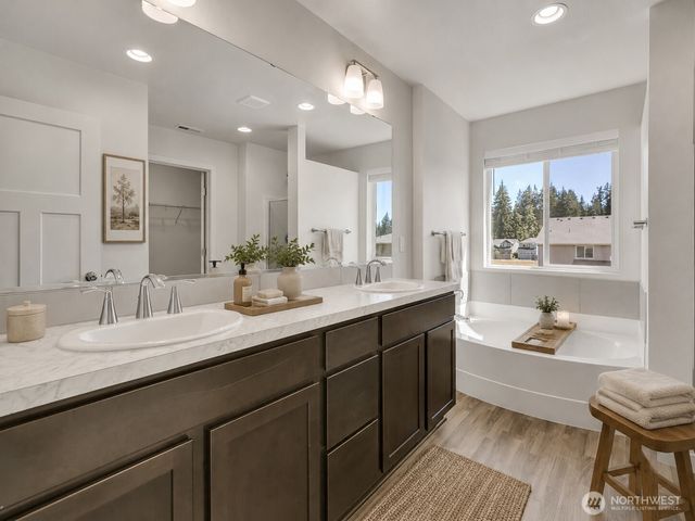 9014 Viola Street SE, Olympia, WA 98501