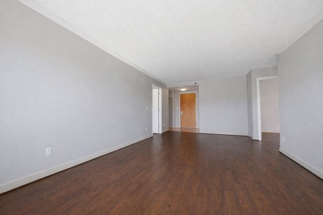 15 N Beacon St 316, Boston, MA 02134