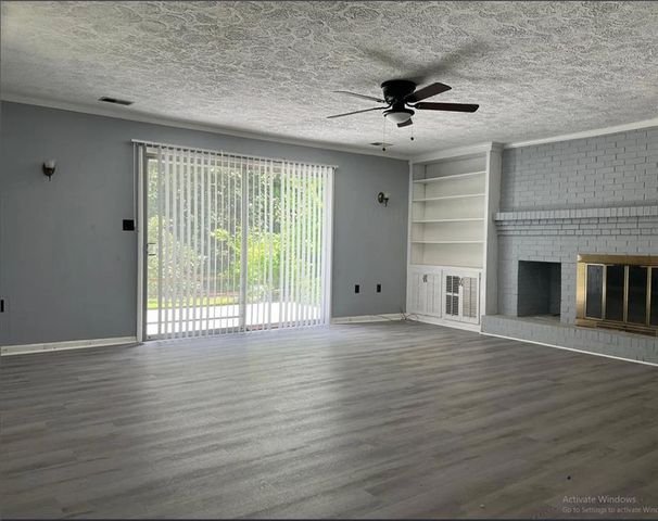 3284 Embry Circle, Atlanta, GA 30341