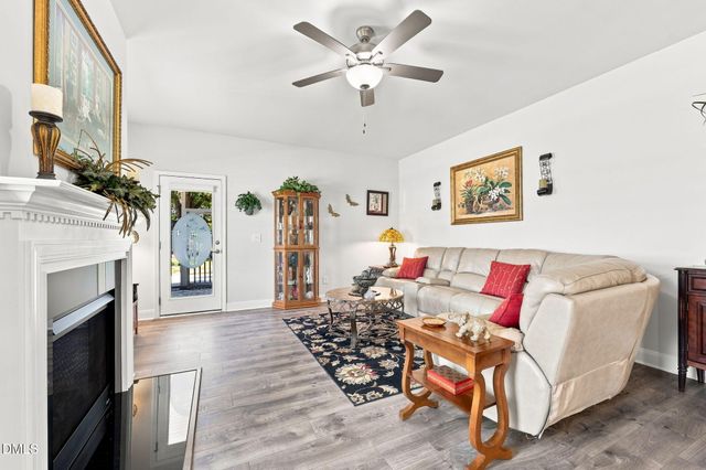 102 Boomer Street, Benson, NC 27504