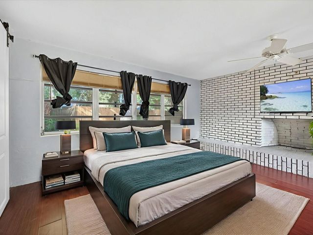 1068 PETER ROAD, Daytona Beach, FL 32114