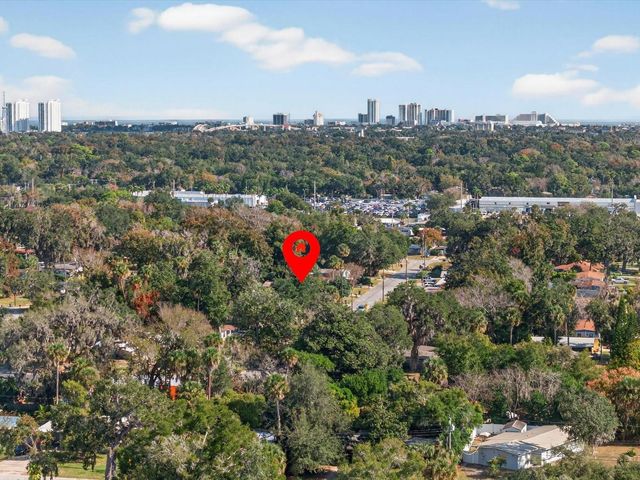 1068 PETER ROAD, Daytona Beach, FL 32114