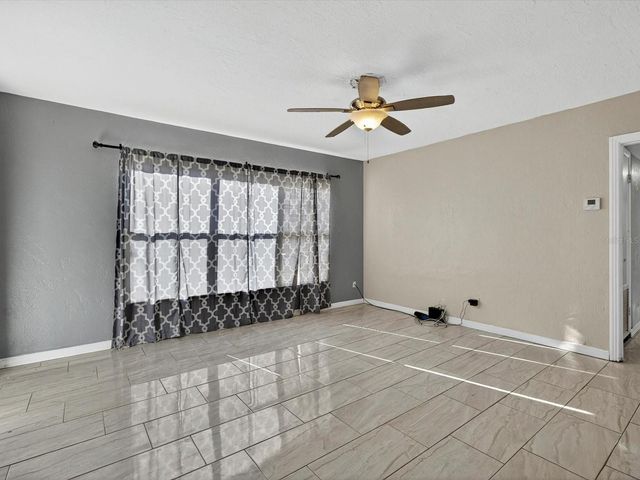 1068 PETER ROAD, Daytona Beach, FL 32114