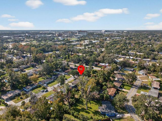 1068 PETER ROAD, Daytona Beach, FL 32114