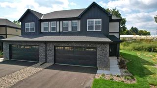 11124 203rd Street W, Lakeville, MN 55044