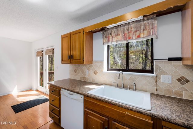 1129 Breckenridge Drive Na, Johnson City, TN 37604