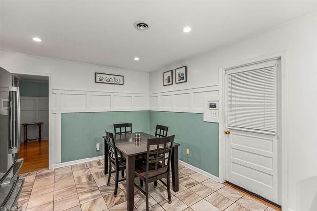 216 Vancouver Court, Kernersville, NC 27284