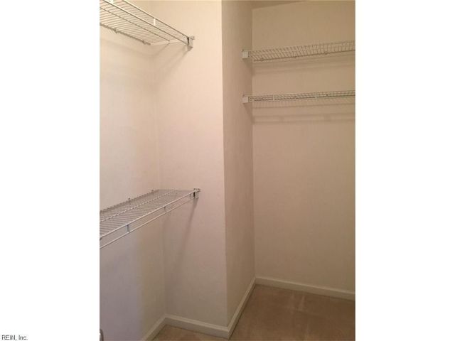 8 Cannonball CIR, Hampton, VA 23669