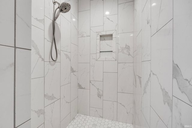 434 W Brackenridge Street, Fort Wayne, IN 46802