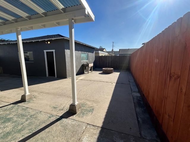 196 Surf Street, Pacifica, CA 94044