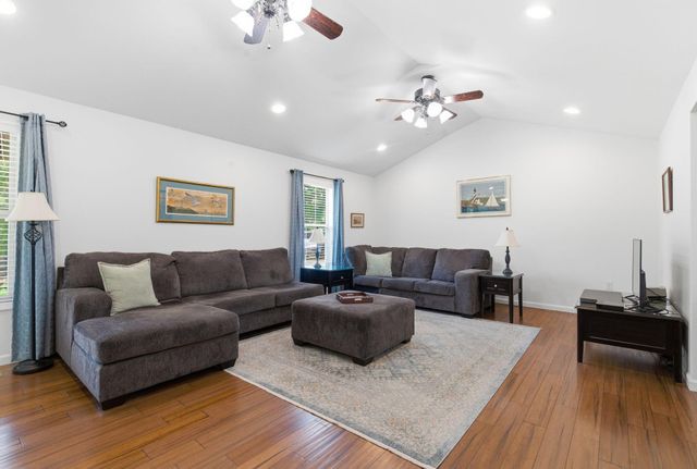 611 Menelaus Road, Berea, KY 40403
