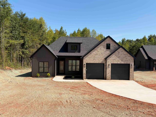 8632 Parris Bridge Road, Chesnee, SC 29323