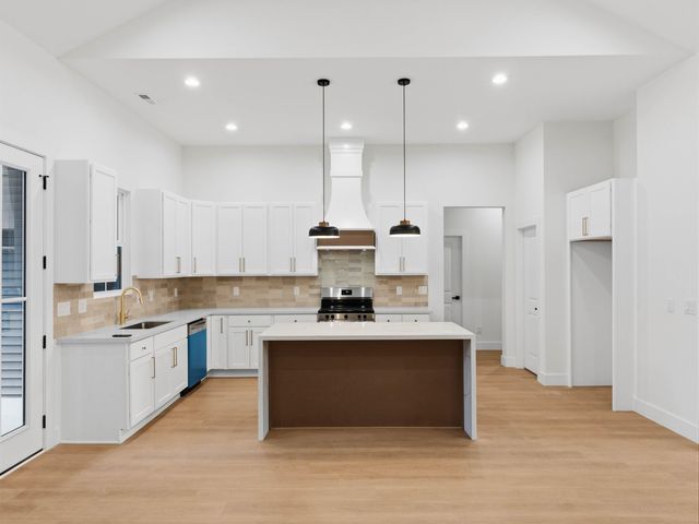 8632 Parris Bridge Road, Chesnee, SC 29323