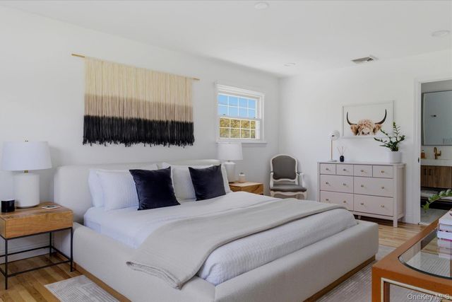 19 Foothill Lane, East Northport, NY 11731