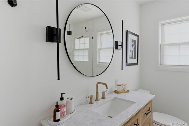 19 Foothill Lane, East Northport, NY 11731