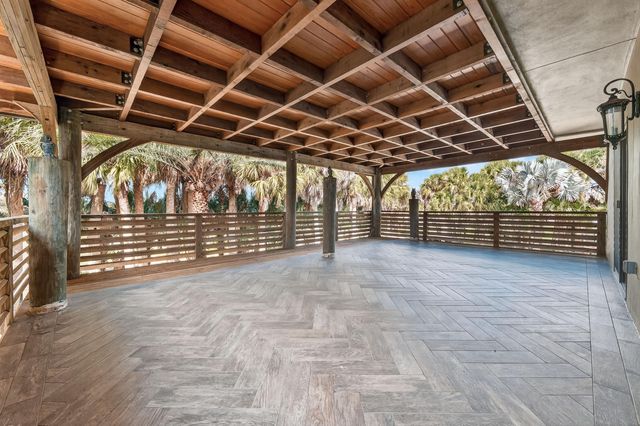 200 S Graves Road, Fort Pierce, FL 34945