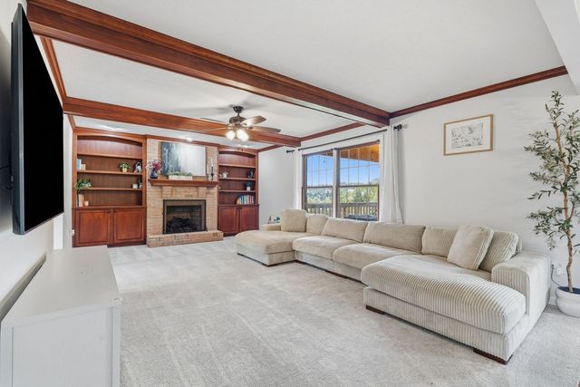 249 Village DRIVE, North Strabane, PA 15317