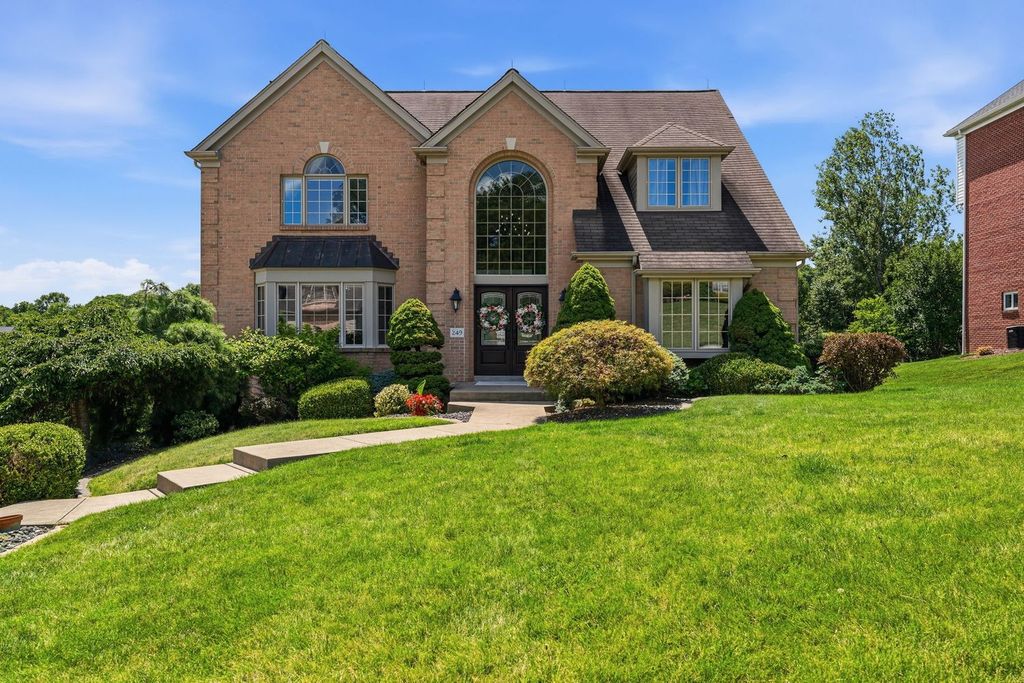 249 Village DRIVE, North Strabane, PA 15317