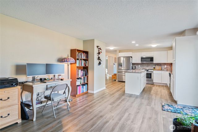 1532 Floral Court, Longview, WA 98632